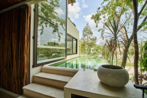 Extraordinary Sparkling Condo Sophisticated Style Dazzling Swimming Pool Free Parking Tulum